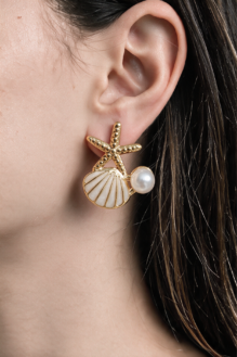Gold-Toned Ocean-Inspired Stud Earrings – Elegant Coastal Jewellery